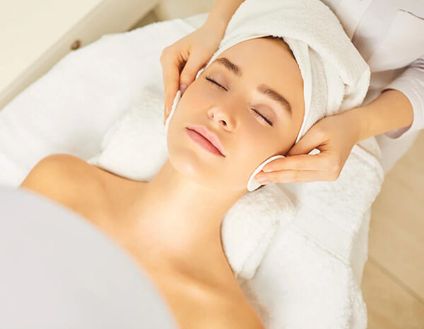 Essential Facial